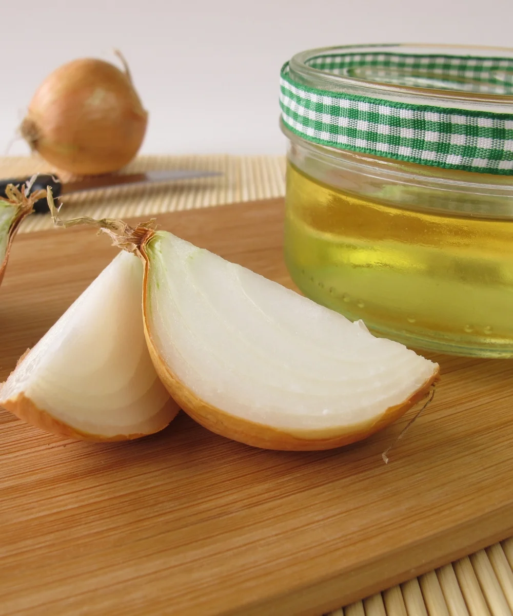 10 Amazing Onion and Honey Benefits for Your Health