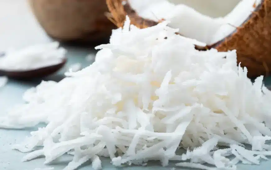 7 Delicious Recipes Using Coconut Flakes