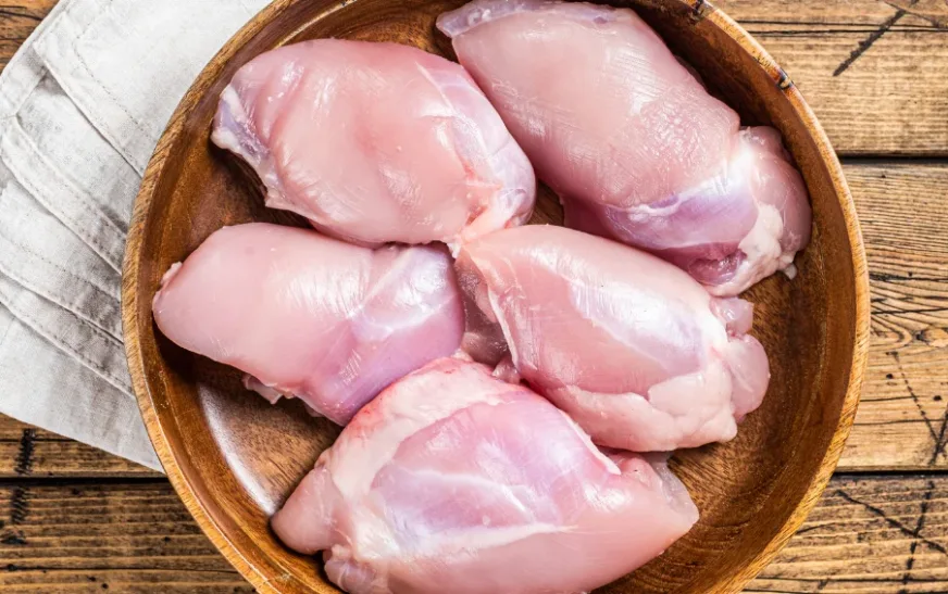 How Long Does It Take to Boil Chicken Thighs?