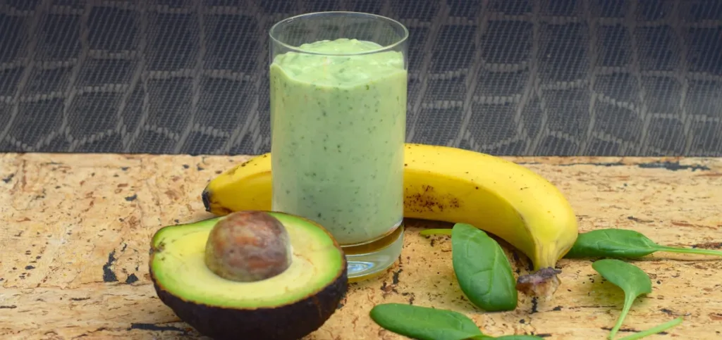 Spinach, Peanut Butter & Banana Smoothie Spinach, Peanut Butter & Banana Smoothie