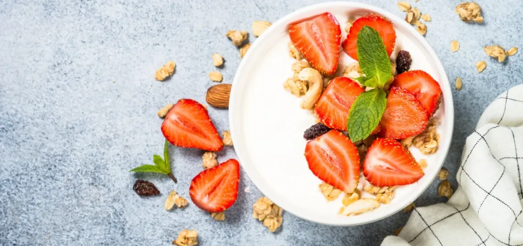 Greek vs Regular Yogurt Greek vs Regular Yogurt