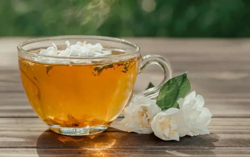 Jasmine Tea Health Benefits: 10 Reasons to Drink It Daily