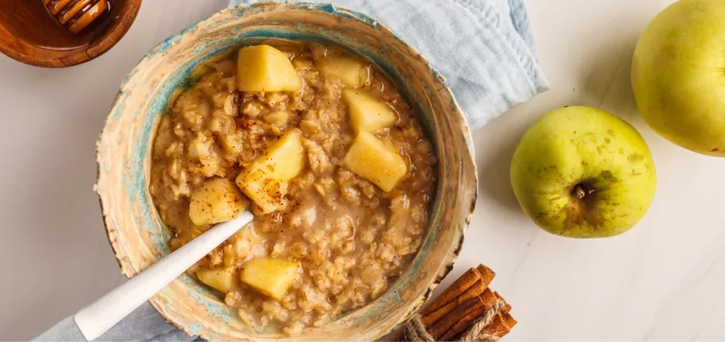 Apple Cinnamon Protein Oats