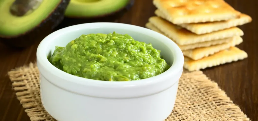 Avocado on Whole Grain Crackers Avocado on Whole Grain Crackers